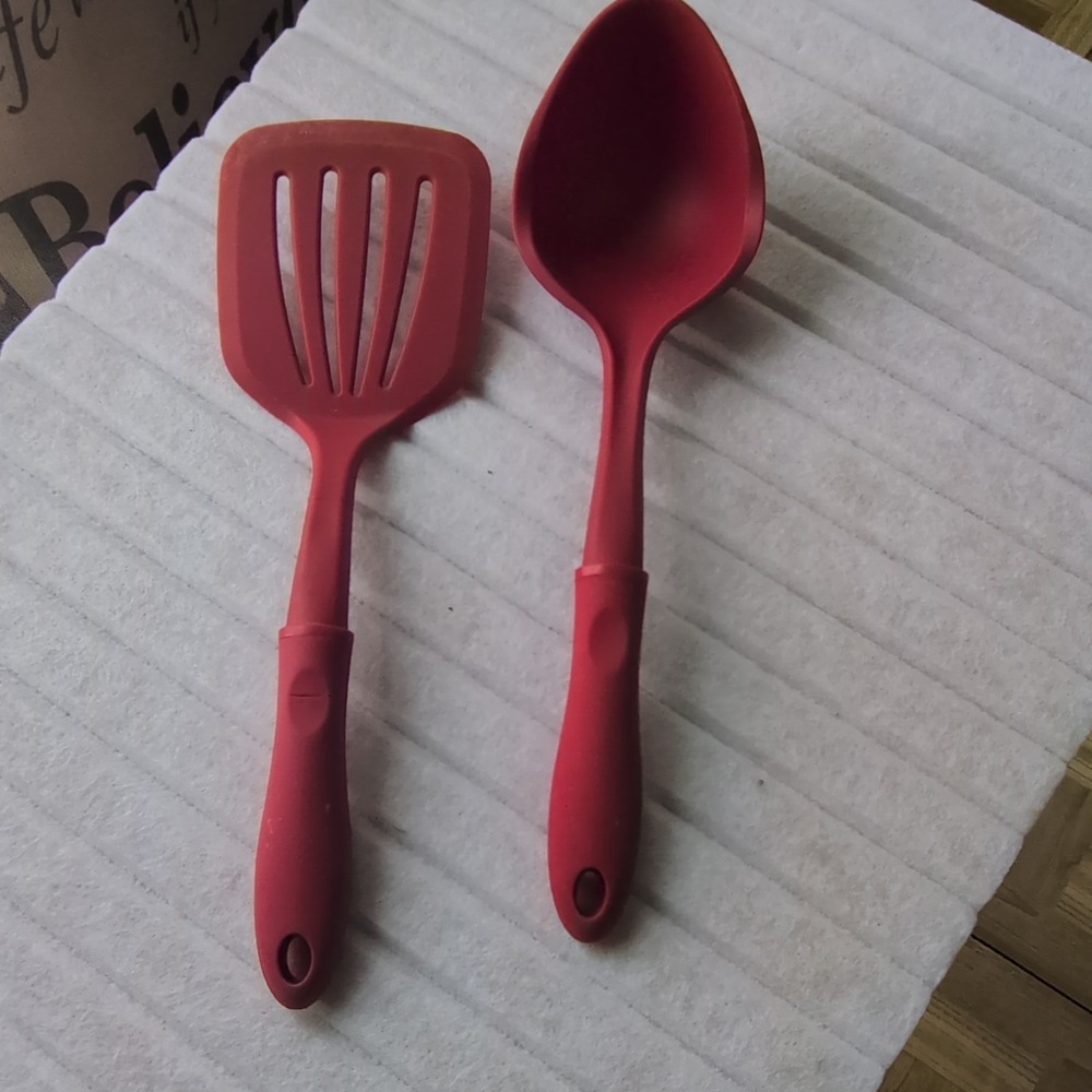 Red Plastic Slotted Turner & Cooking Spoon Set, Kitchen Utensils, 2-Piece